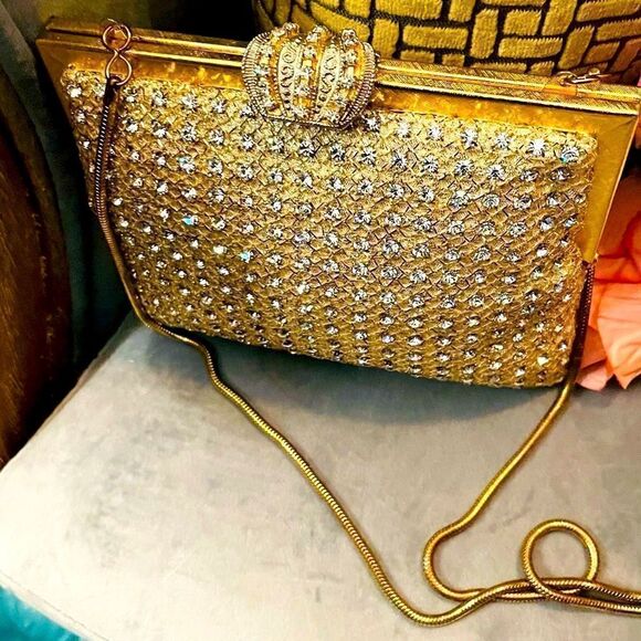 ♥️ Mid century rhinestone evening purse gold lamé beneath Swarovski Crystals!